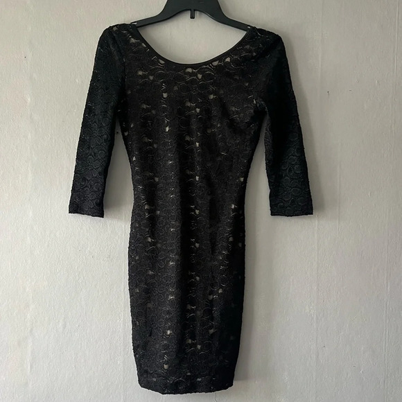 Windsor Black Lace Backless Dress - Picture 1 of 5